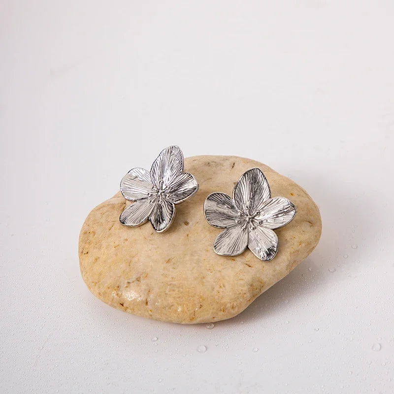 Vintage Floral Stud Earrings