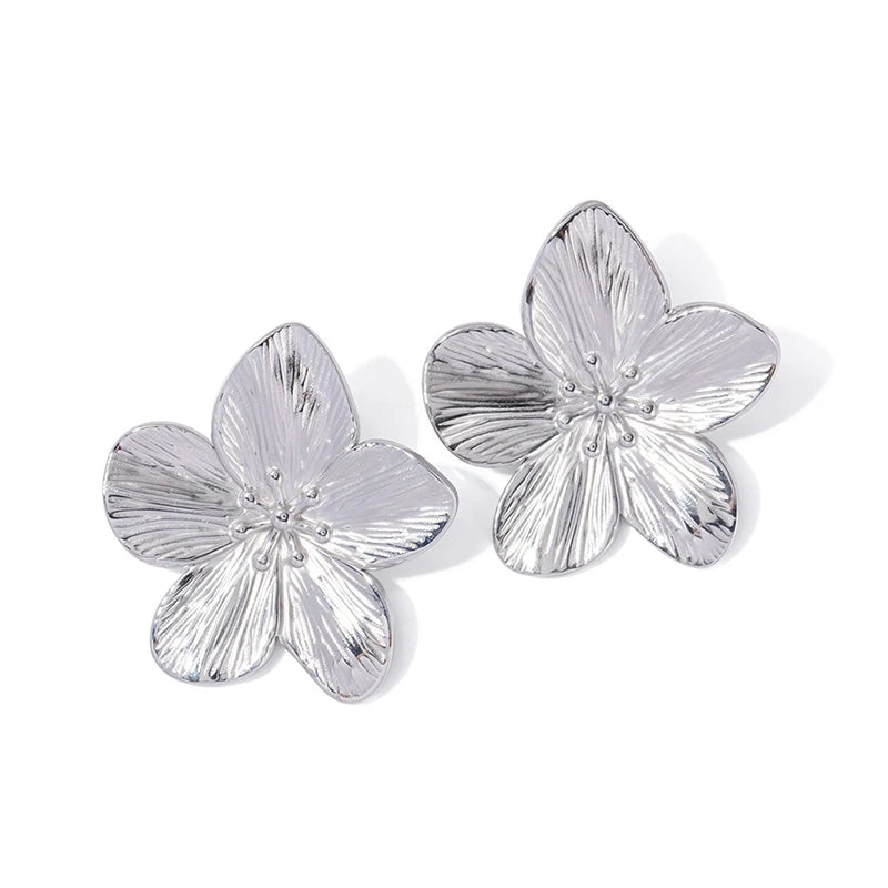 Vintage Floral Stud Earrings